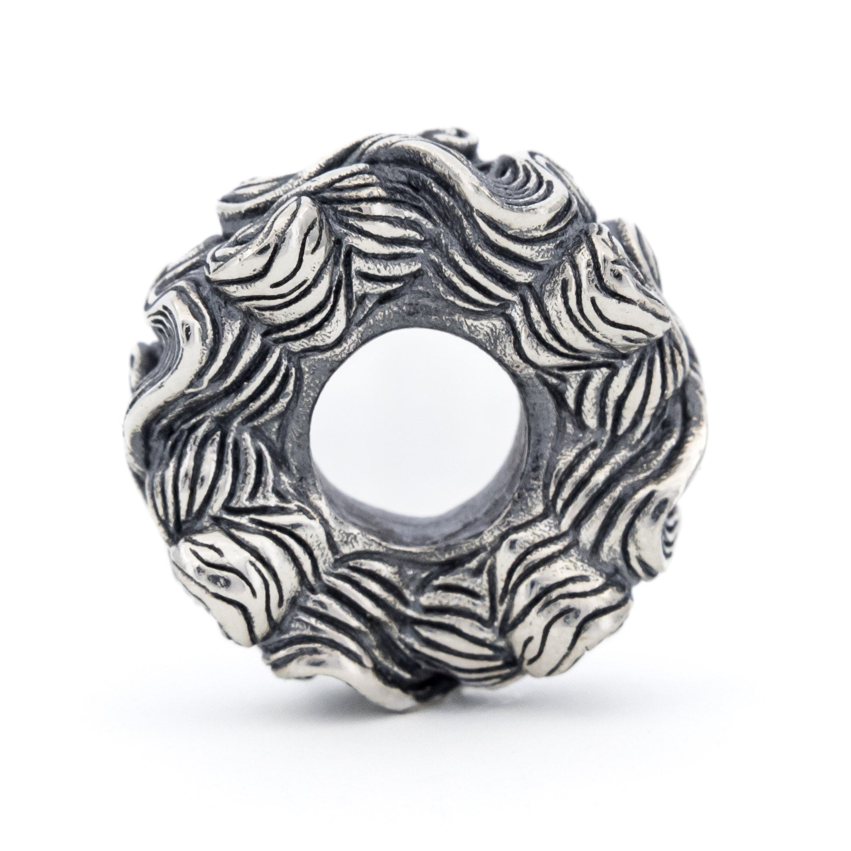 Waves Spacer